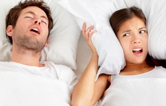 Want To Beat Snoring Without Medicines? Here’s How.
