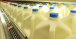 Harvard Scientist Urges People to Stop Drinking “Low-Fat” Milk Immediately