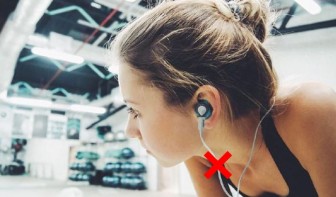 If You Think Earphones Are Cool Then You Need To Read These Horrifying Facts