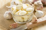 Why Is Eating Garlic on an Empty Stomach Good?