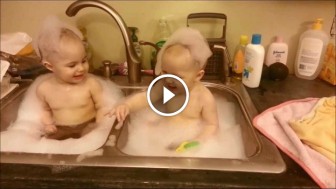 She Put Her Twins In The Sink For A Bath. Just Watch The One On The Left
