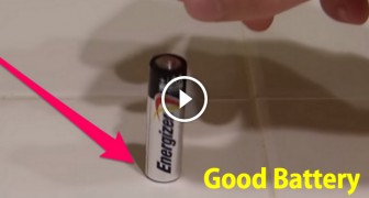 This Trick Is Super Easy, Only Takes 2 Seconds, And Will Tell You If Your Battery Is Dead. WOW!
