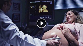 Doctor Finds A Way For This Blind, Pregnant Mom To Meet Her Unborn Son