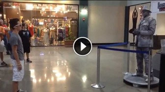 Boy Walks Up To A Statue In The Mall. What He Did Next Left Everyone Stunned!
